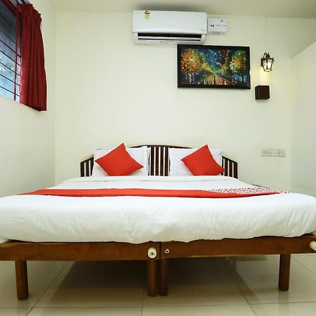 Hotel O Oasis Thiruvananthapuram Buitenkant foto