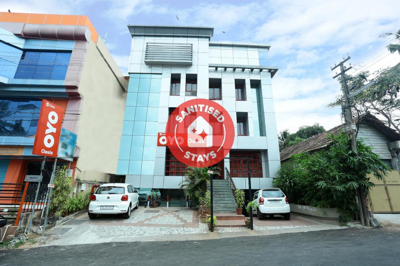 Hotel O Oasis Thiruvananthapuram Buitenkant foto