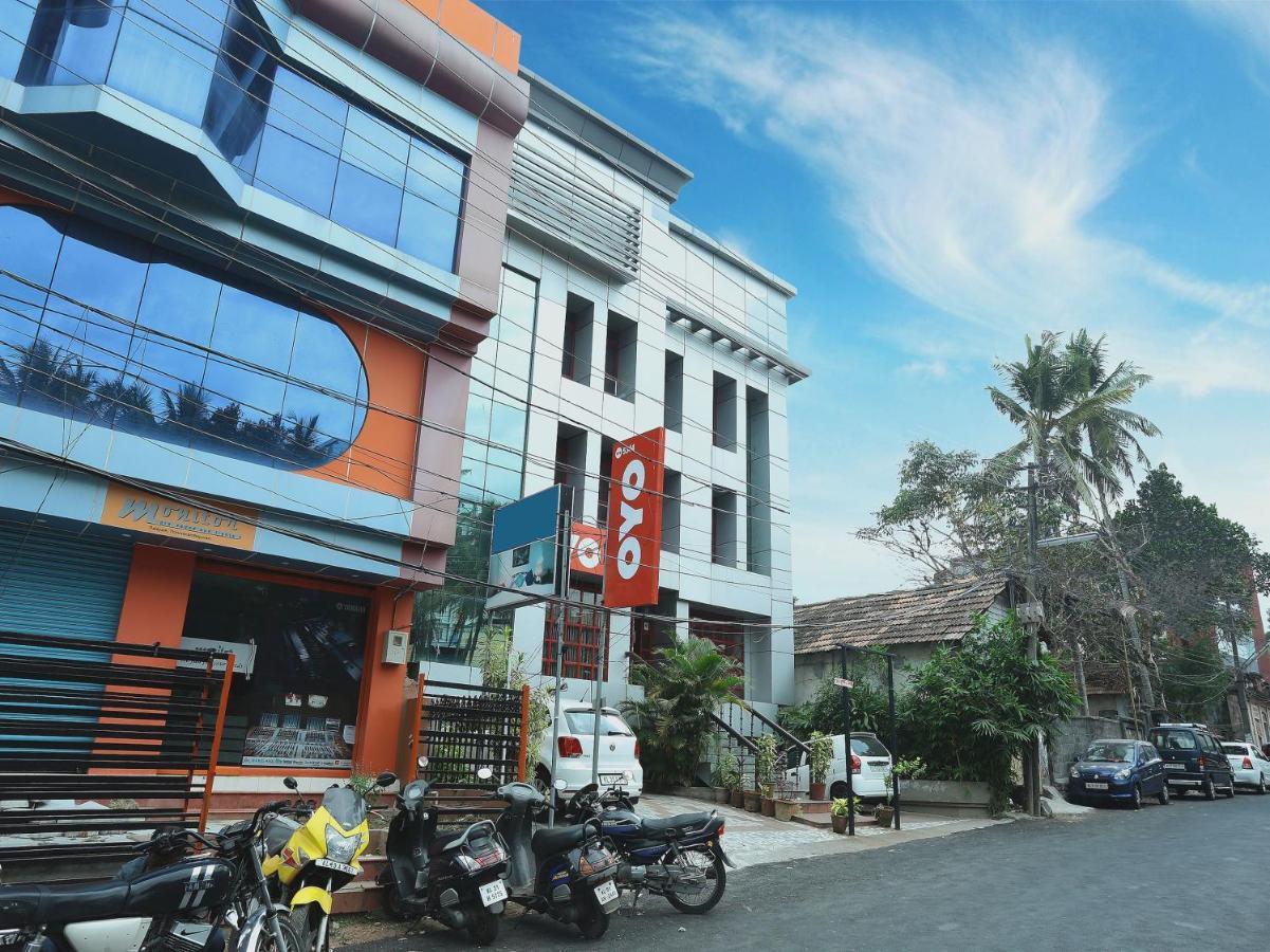 Hotel O Oasis Thiruvananthapuram Buitenkant foto