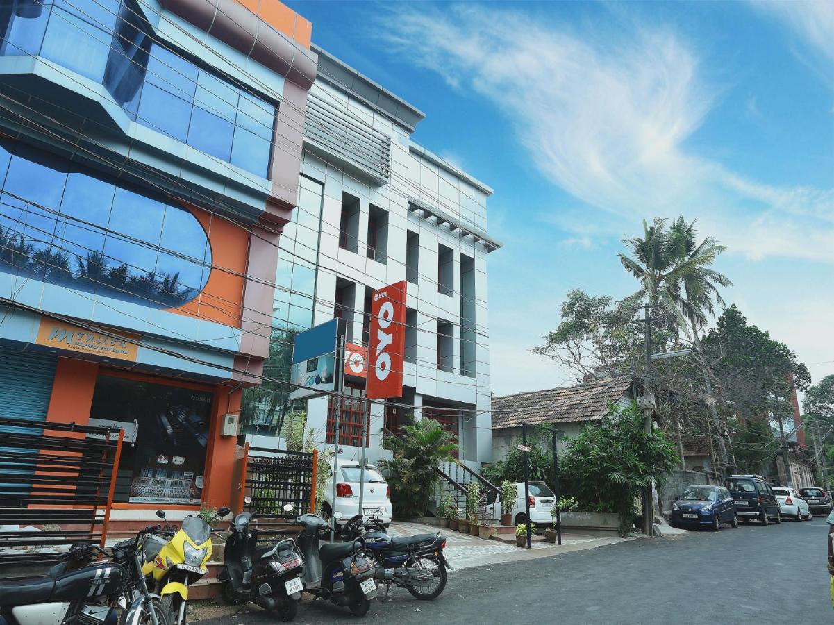Hotel O Oasis Thiruvananthapuram Buitenkant foto