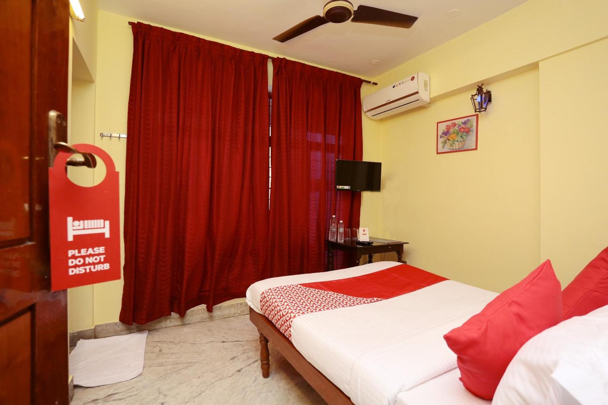 Hotel O Oasis Thiruvananthapuram Buitenkant foto