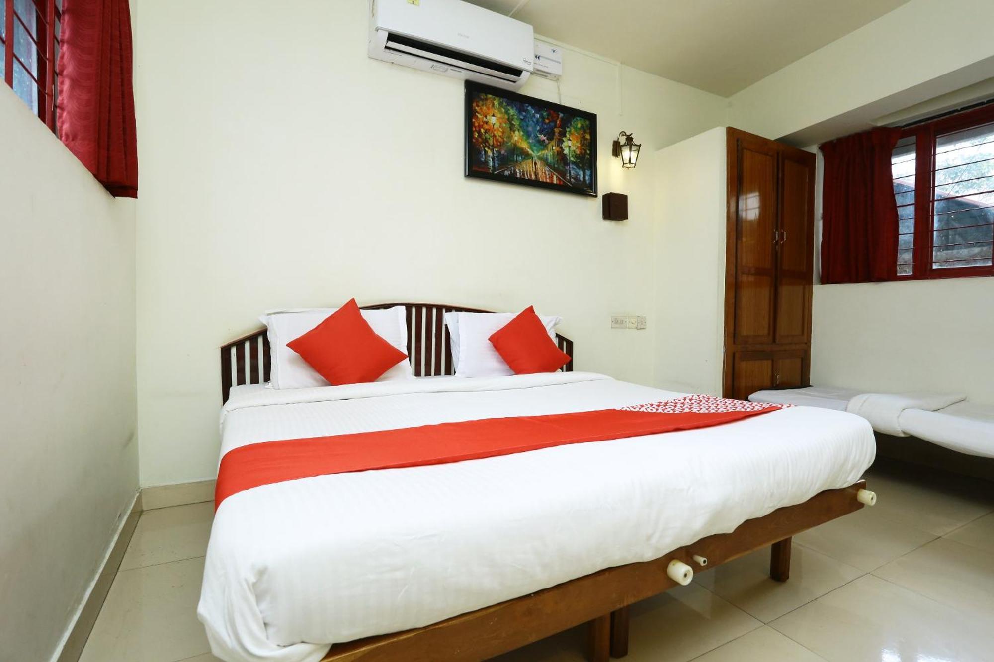 Hotel O Oasis Thiruvananthapuram Buitenkant foto