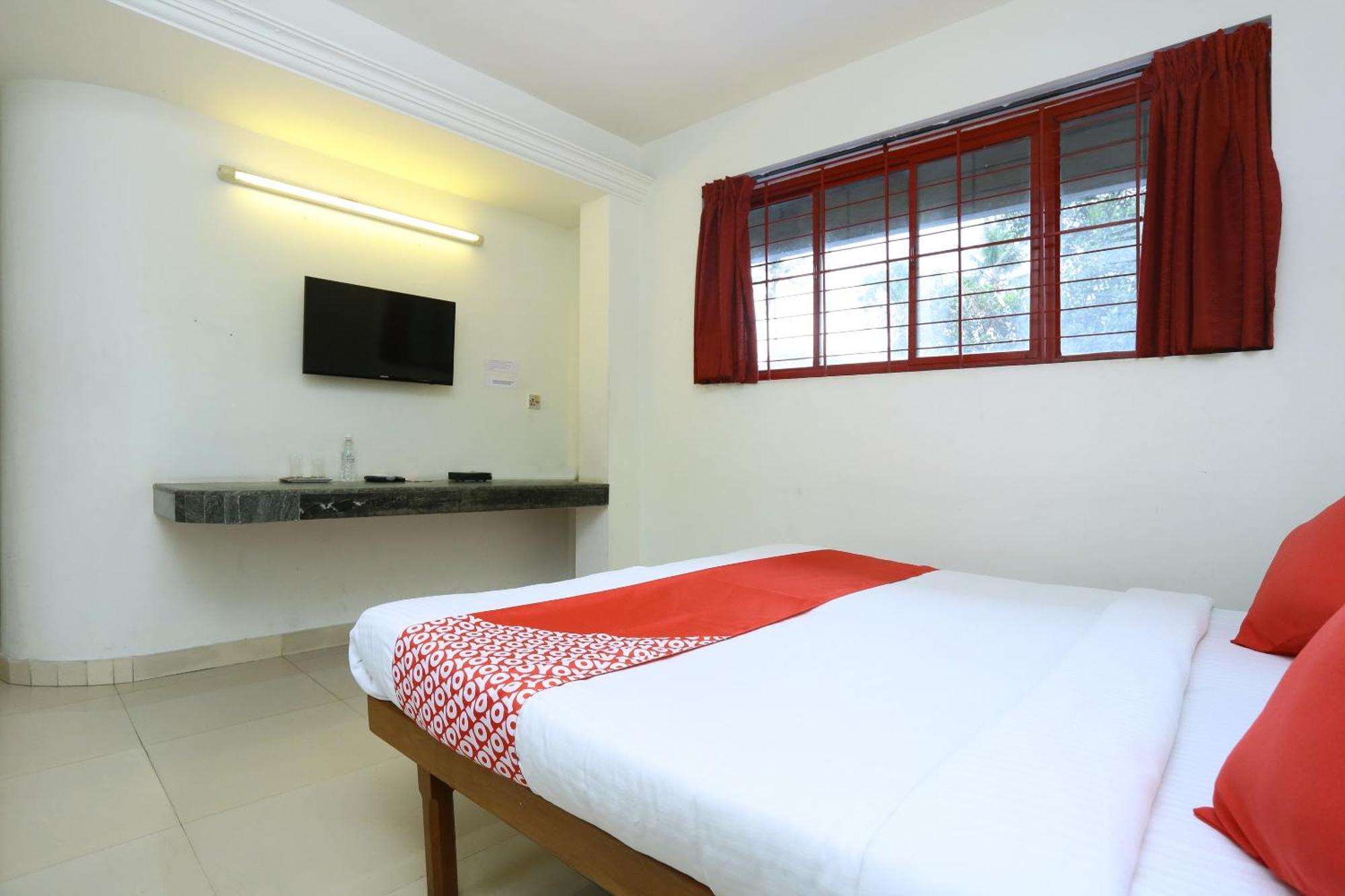 Hotel O Oasis Thiruvananthapuram Buitenkant foto