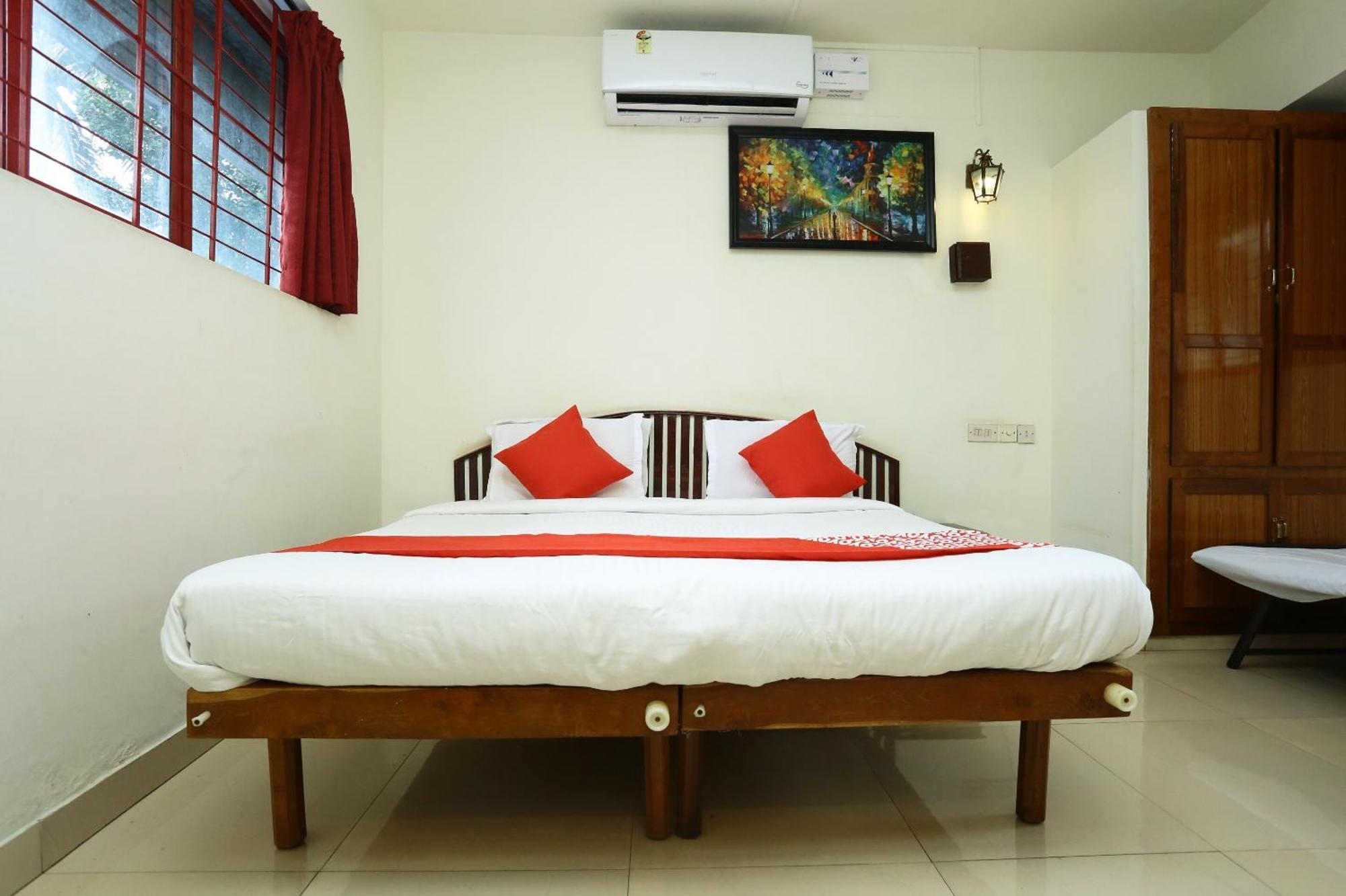Hotel O Oasis Thiruvananthapuram Buitenkant foto