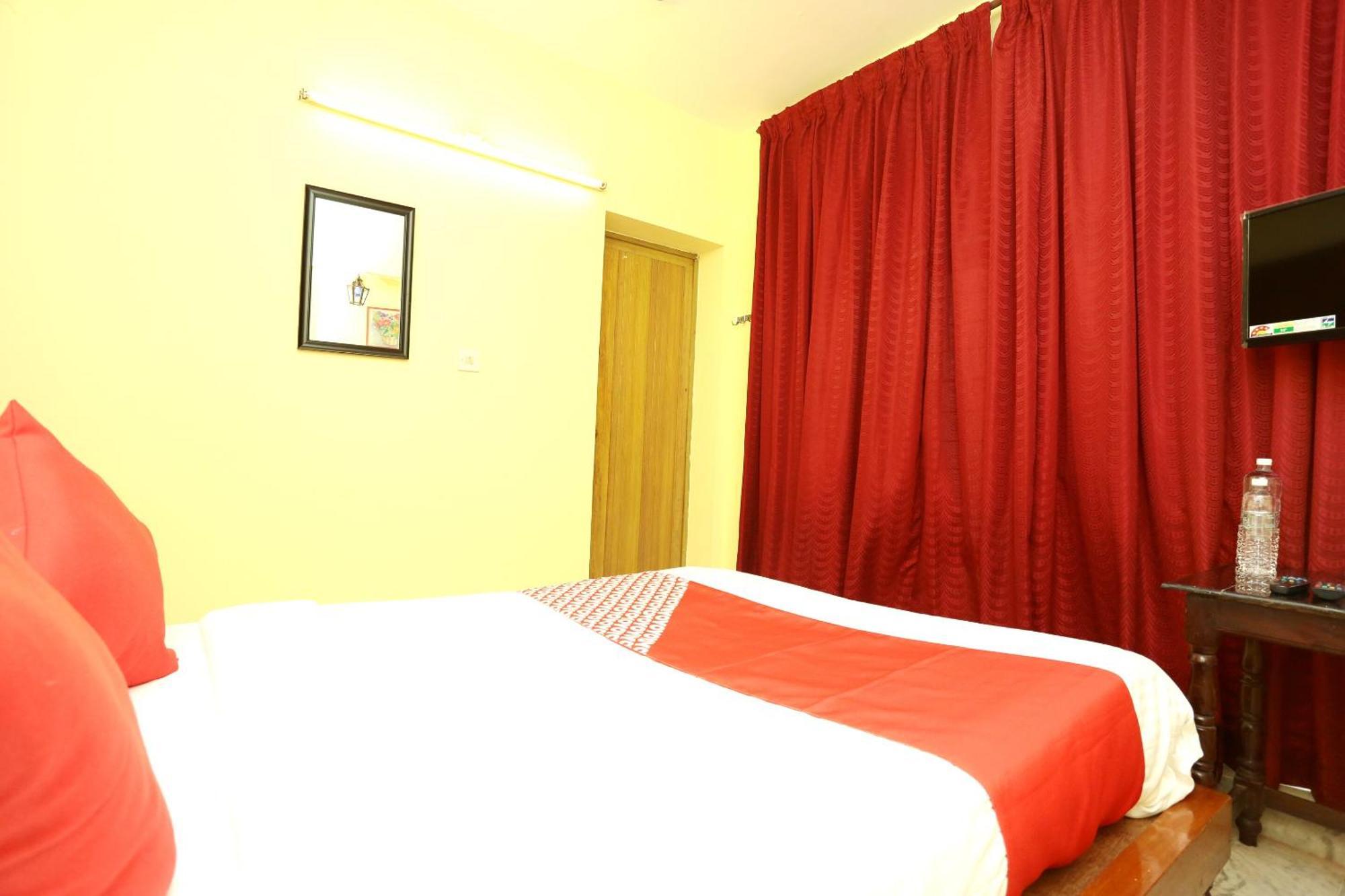 Hotel O Oasis Thiruvananthapuram Buitenkant foto